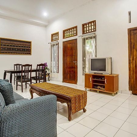 Super Oyo 91055 Homestay Syariah Bandar Lampung Esterno foto