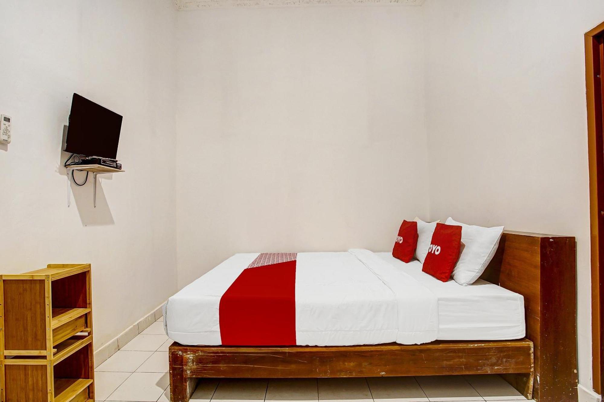 Super Oyo 91055 Homestay Syariah Bandar Lampung Esterno foto