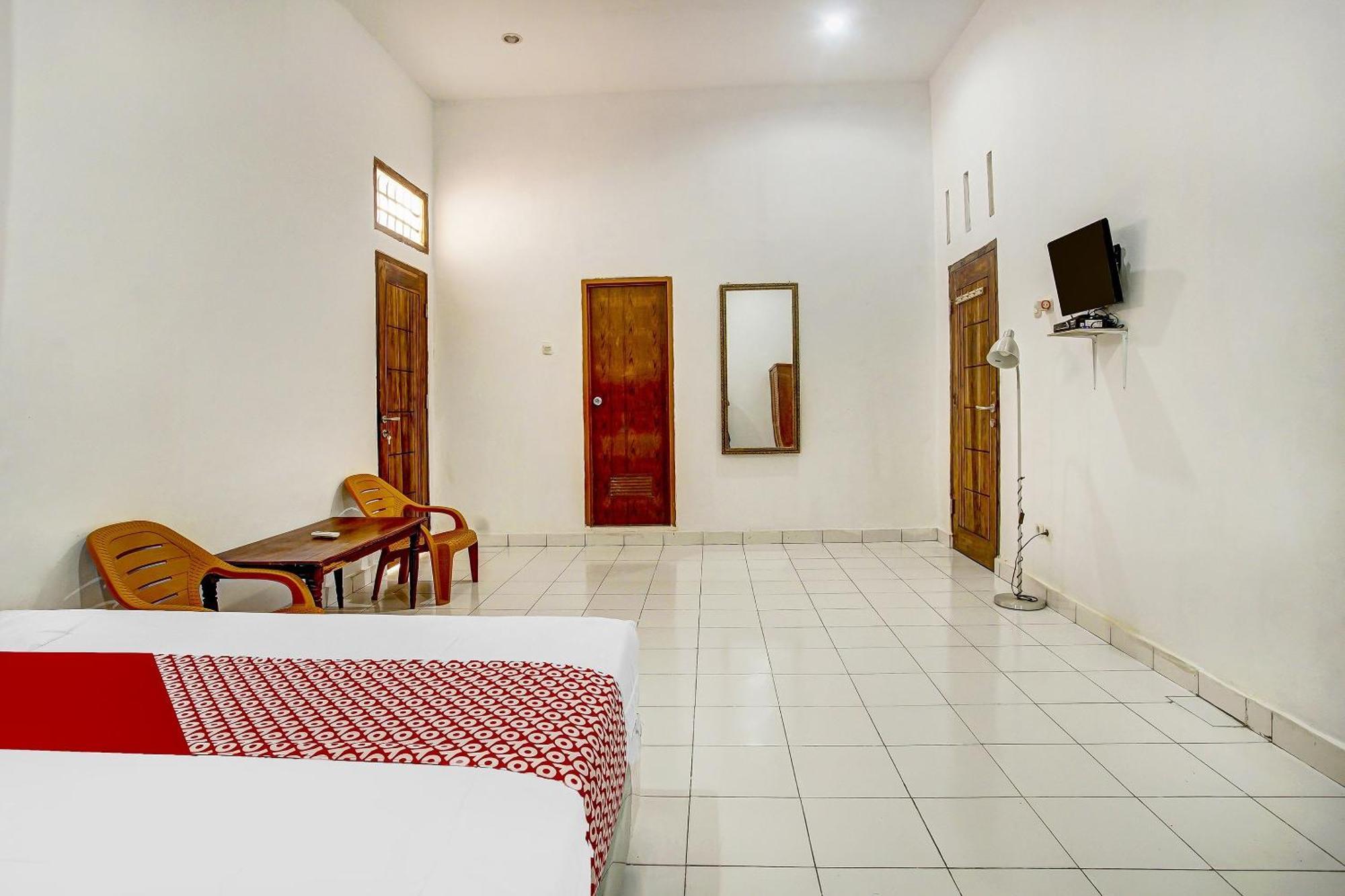 Super Oyo 91055 Homestay Syariah Bandar Lampung Esterno foto